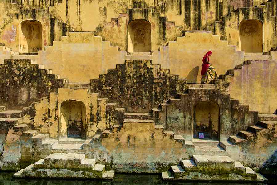 Abhaneri i tradizionali pozzi a gradoni del Rajasthan